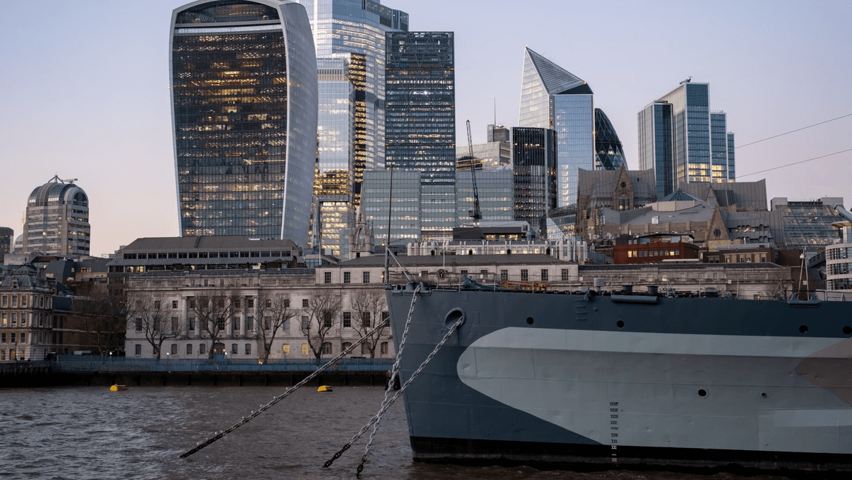 European Stock Declines on Underwhelming Earnings; Philips Decreases by 13%