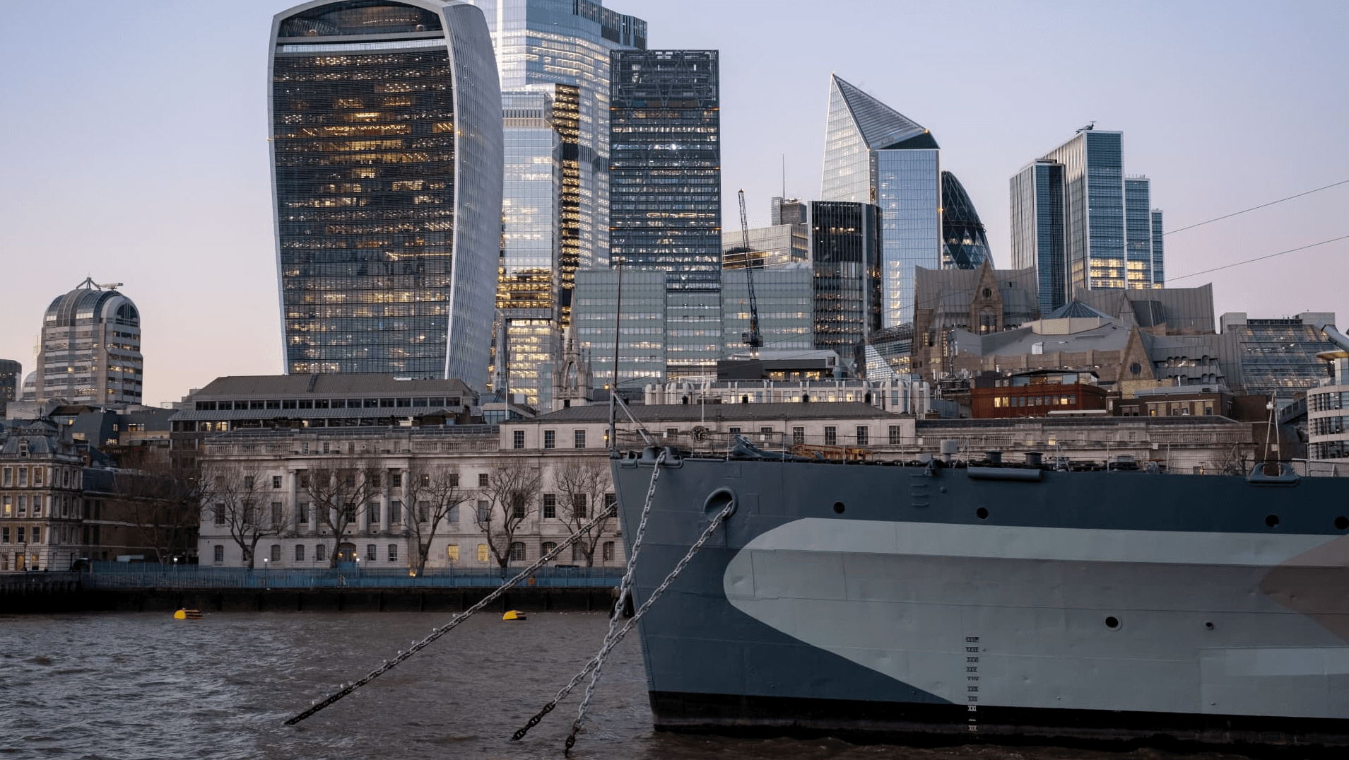 European Stock Declines on Underwhelming Earnings; Philips Decreases by 13%