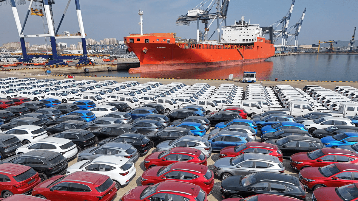 China retaliates strongly against Trump’s ‘bullying’ tariffs amid rising global recession concerns